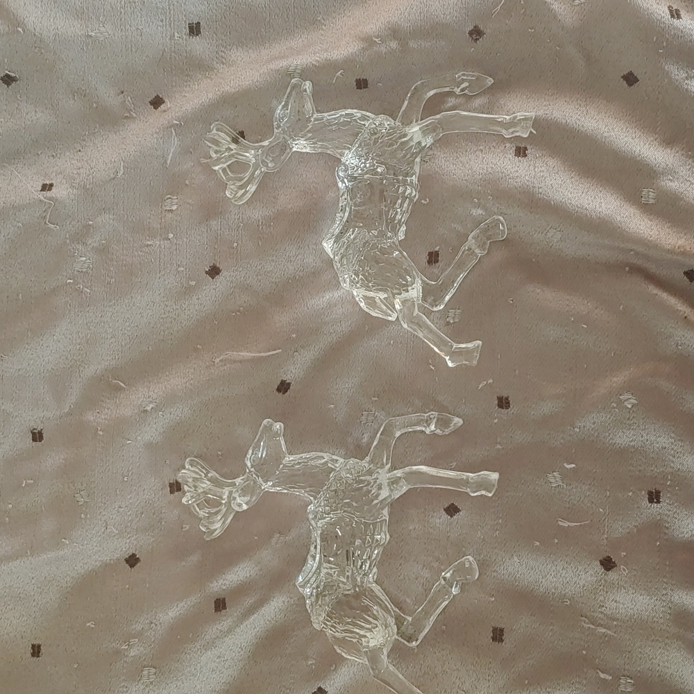 Glass looking reindeer Set Of 2